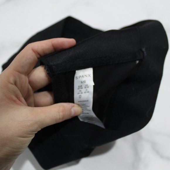 Spanx T-shirt Bra with Elastic Cross Strap size L - Picture 5 of 6